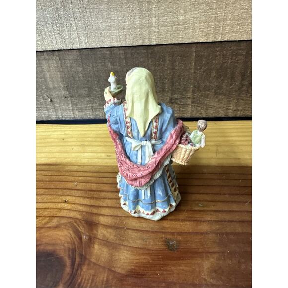 The International Santa Claus Collection - Russia Babouschka In Box - Picture 3 of 7